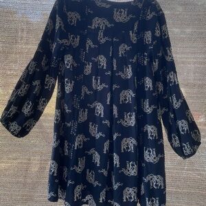 Crown & Ivy Navy and White Patterned Tunic
